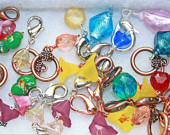 Lubun Bay zipper pulls/stitch markers