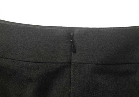 Pencil skirt zipper